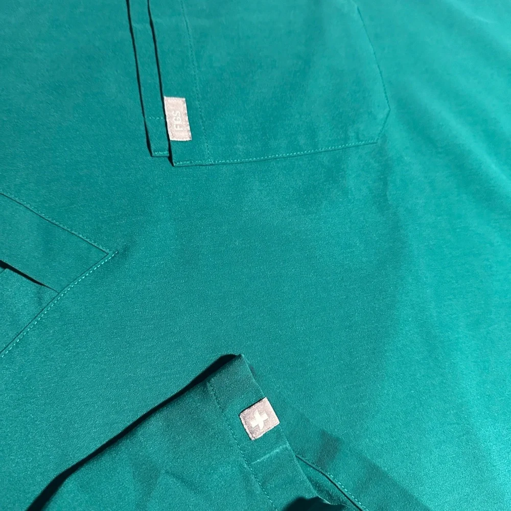 Figs Green scrub Men's jogger set top XS pants S